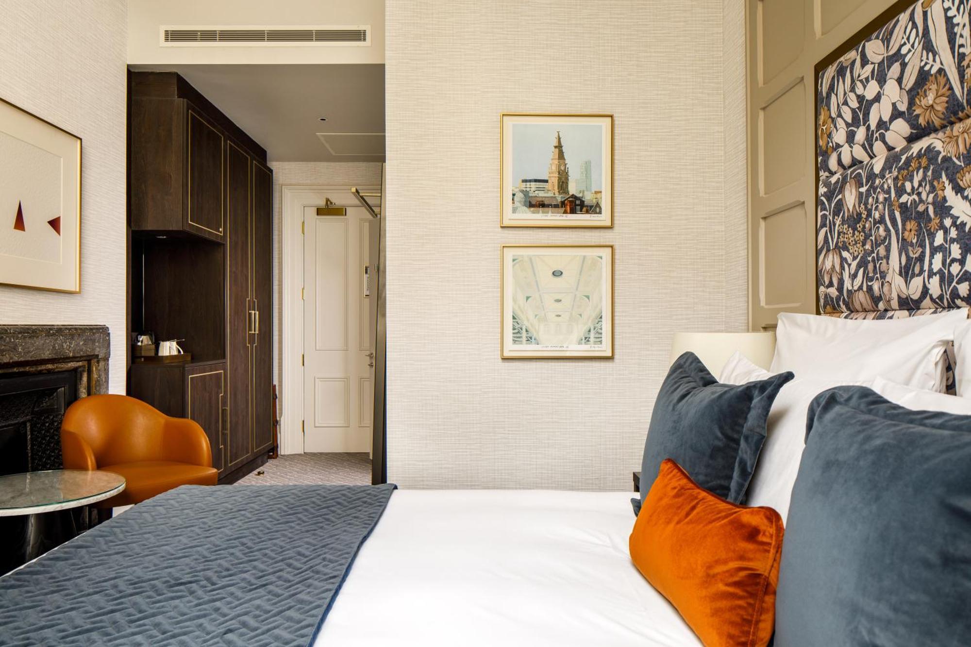 The Municipal Hotel Liverpool - Mgallery 외부 사진 A bedroom at the hotel